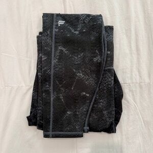 Fabletics lined leggings. NWOT XXL